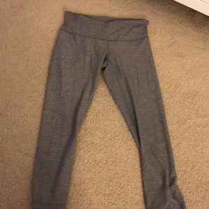 Lululemon crop gray leggings